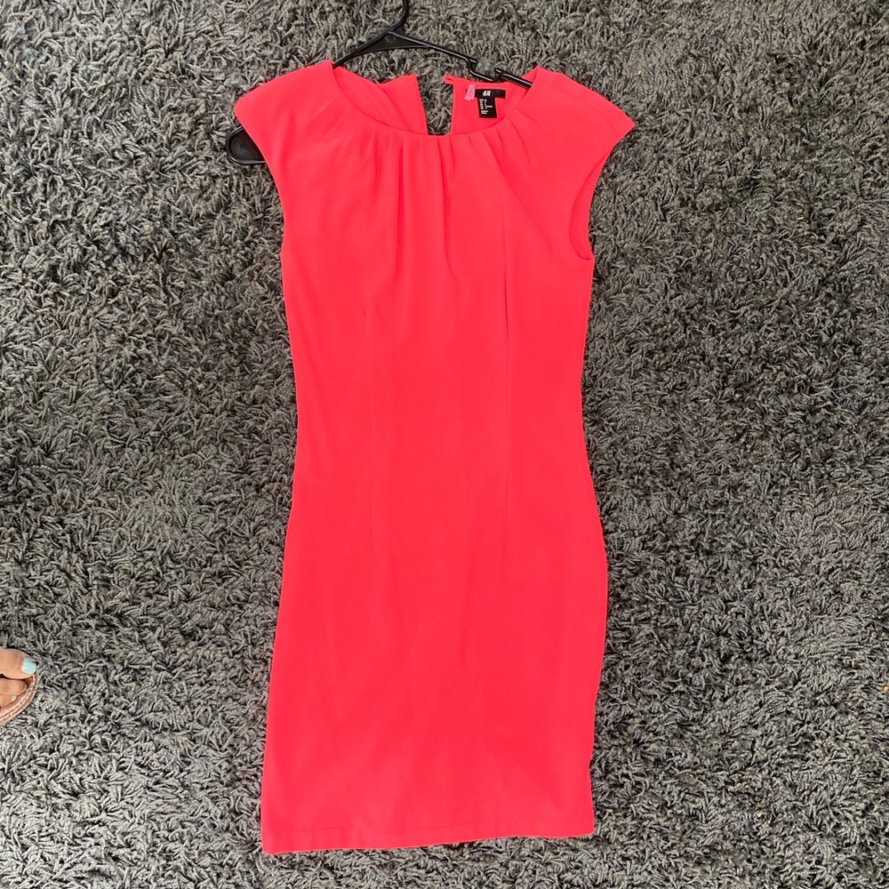HOT pink body-con sheath dress